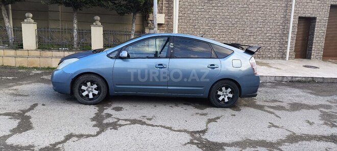Toyota Prius-10