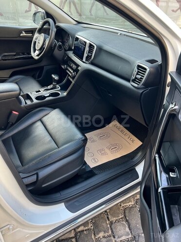Kia Sportage 2017, 179,000 km - 2.0 л - Bakı