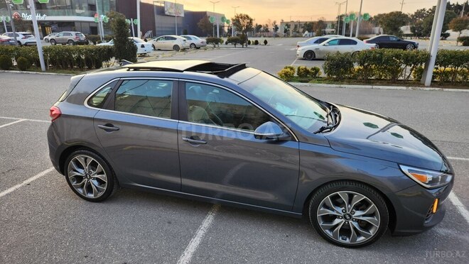 Hyundai Elantra 2017, 140,818 km - 1.6 l - Bakı