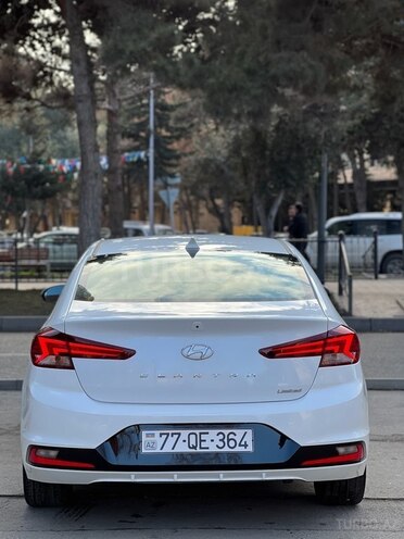 Hyundai Elantra 2020, 21,350 km - 2.0 l - Bakı