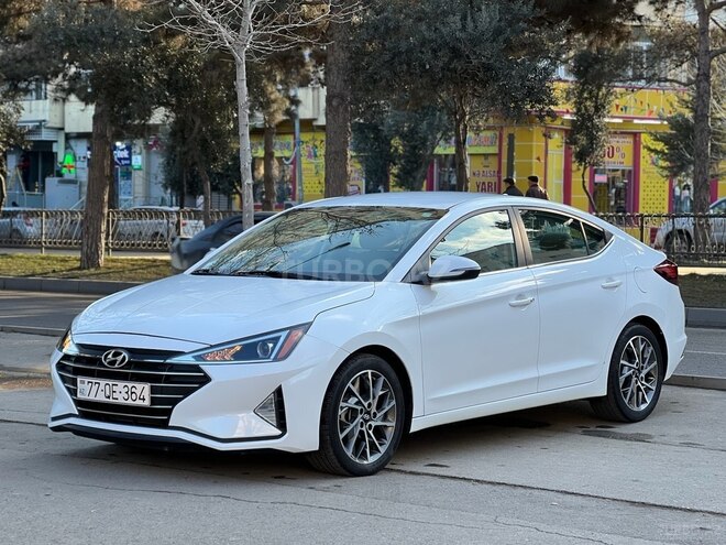 Hyundai Elantra 2020, 21,350 km - 2.0 l - Bakı