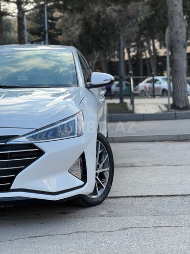 Hyundai Elantra 2020, 21,350 km - 2.0 l - Bakı