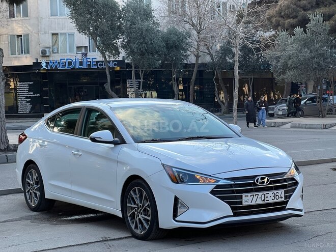Hyundai Elantra 2020, 21,350 km - 2.0 l - Bakı