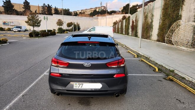 Hyundai Elantra 2017, 140,818 km - 1.6 l - Bakı