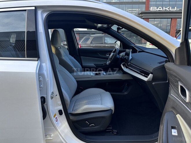 Changan Qiyuan Q05-17