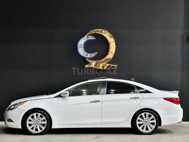 Hyundai Sonata-5