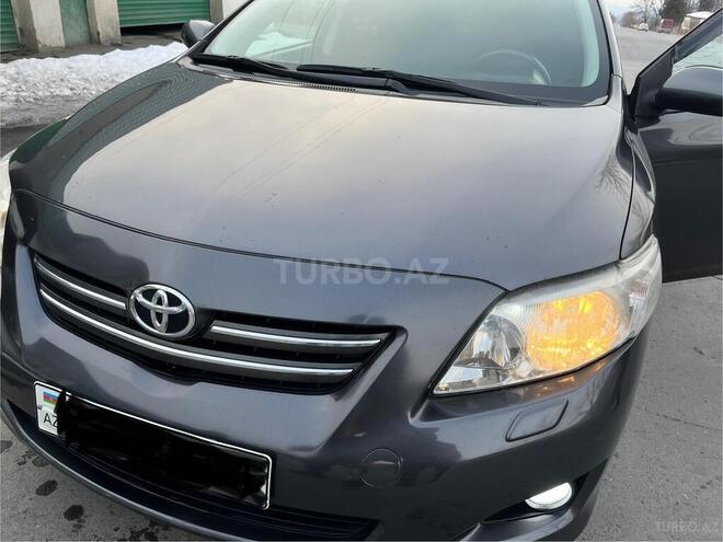 Toyota Corolla 2008, 289,000 km - 1.4 l - Qax
