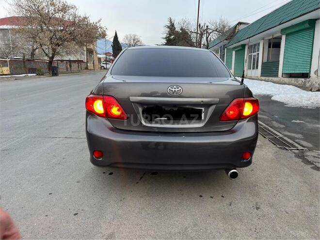 Toyota Corolla 2008, 289,000 km - 1.4 l - Qax