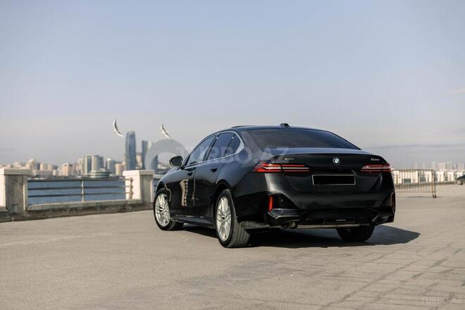 BMW 520-3