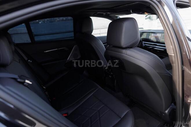 BMW 520-10