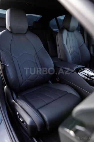 BMW 520-11