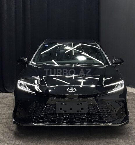 Toyota Camry-1