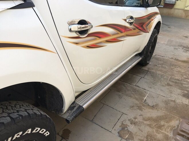 Mitsubishi L200 2007, 280,000 km - 2.5 l - Bakı