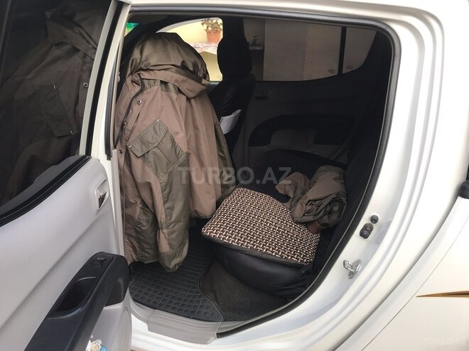 Mitsubishi L200 2007, 280,000 km - 2.5 l - Bakı