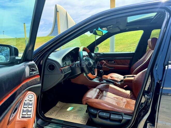 BMW 525 2003, 280,000 km - 2.5 l - Bakı