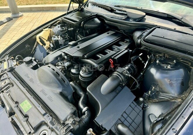 BMW 525 2003, 280,000 km - 2.5 l - Bakı