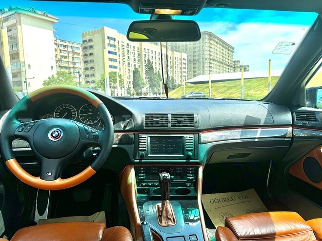 BMW 525 2003, 280,000 km - 2.5 l - Bakı