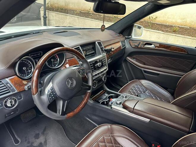 Mercedes GL 500 4MATIC 2013, 130,300 km - 4.7 л - Bakı