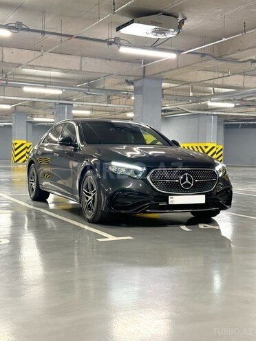 Mercedes E 300 e 2024, 9,500 km - 2.0 l - Bakı