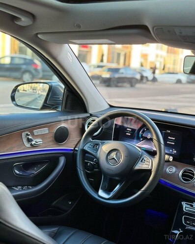 Mercedes E 220 d 2018, 150,000 km - 2.2 l - Bakı