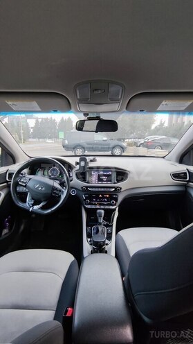 Hyundai IONIQ 2018, 134,000 km - 1.6 l - Bakı