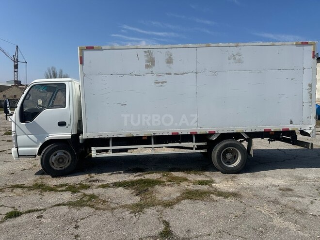 Isuzu  2021, 101,000 km - 2.7 л - Bakı