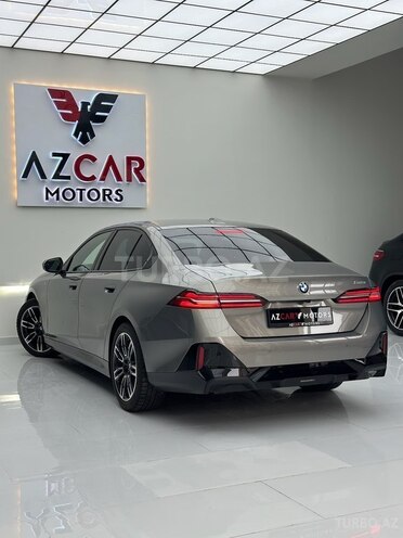 BMW 520 2023, 28,250 km - 2.0 l - Bakı