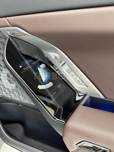 BMW i7 2023, 2,000 km - 0.0 l - Bakı