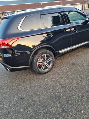 Mitsubishi Outlander 2019, 68,000 km - 2.4 l - Bakı