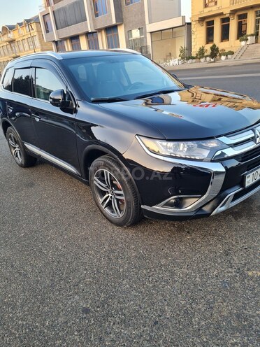 Mitsubishi Outlander 2019, 68,000 km - 2.4 l - Bakı