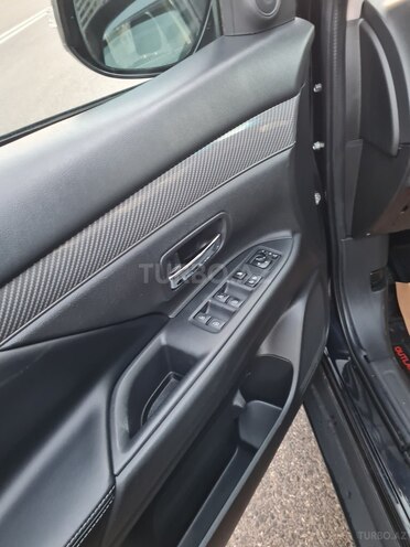 Mitsubishi Outlander 2019, 68,000 km - 2.4 l - Bakı
