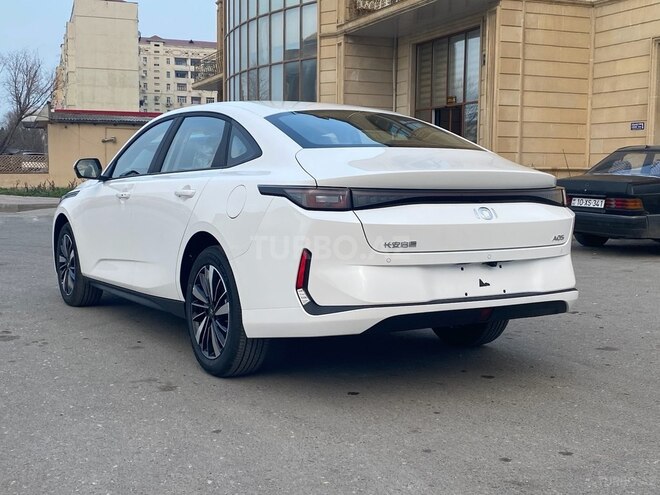 Changan Qiyuan A05 2024, 0 km - 1.5 л - Sumqayıt