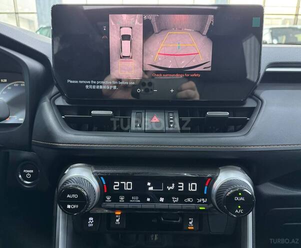 Toyota RAV4-17