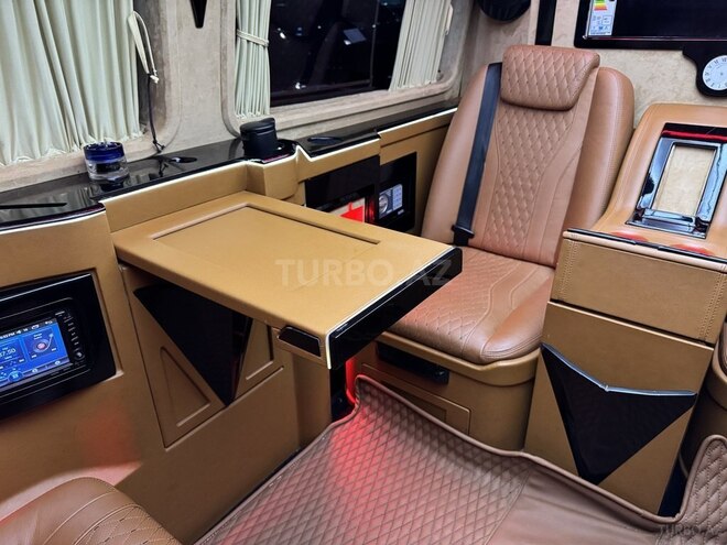 Volkswagen Transporter 2018, 44,200 km - 2.0 l - Bakı