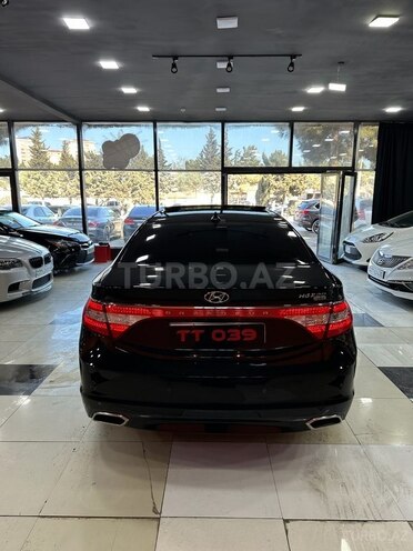 Hyundai Grandeur-6