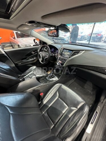 Hyundai Grandeur-11