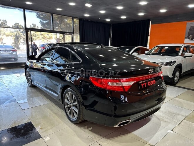 Hyundai Grandeur-8