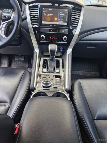 Mitsubishi Pajero Sport 2022, 61,000 km - 2.4 l - Bakı