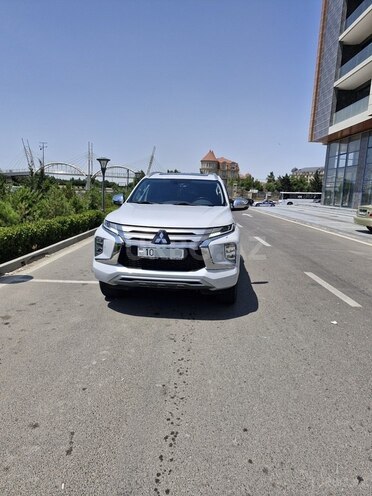 Mitsubishi Pajero Sport 2022, 61,000 km - 2.4 l - Bakı
