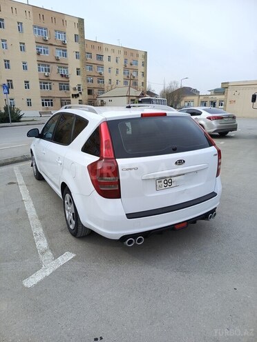 Kia Ceed 2009, 250,000 km - 1.6 л - Bakı