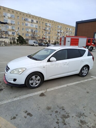 Kia Ceed 2009, 250,000 km - 1.6 л - Bakı