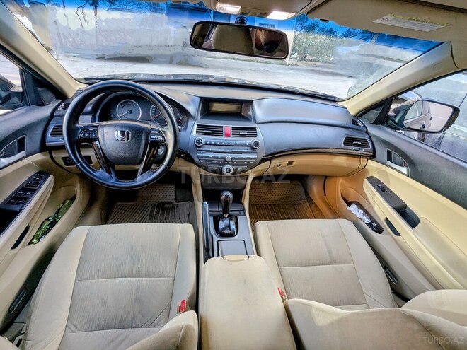 Honda Accord-6