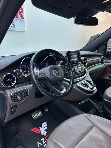 Mercedes V 250-10