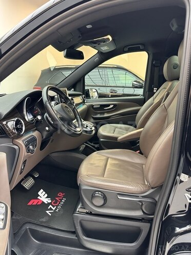 Mercedes V 250-6