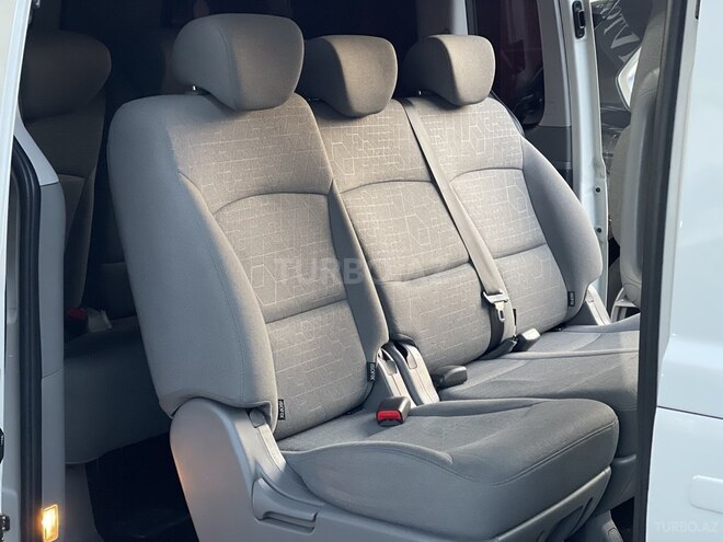 Hyundai H-1-11