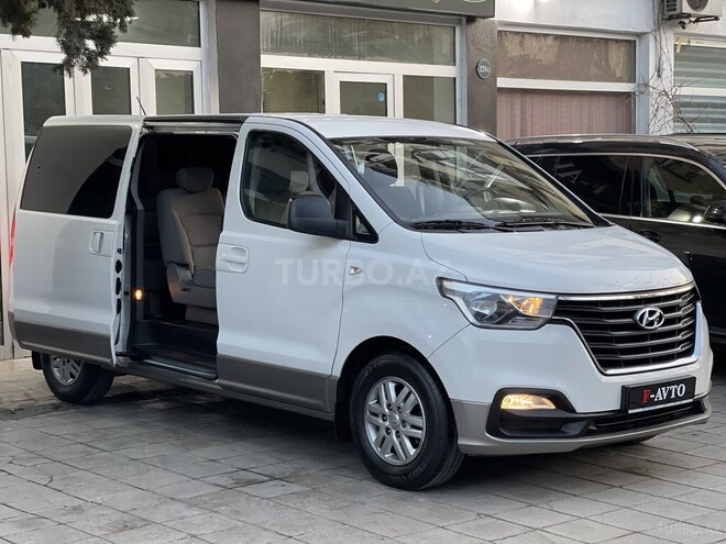 Hyundai H-1-4
