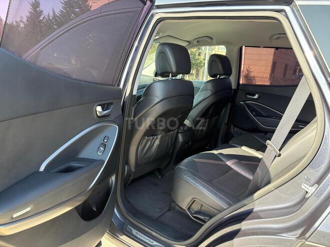 Hyundai Santa Fe-14