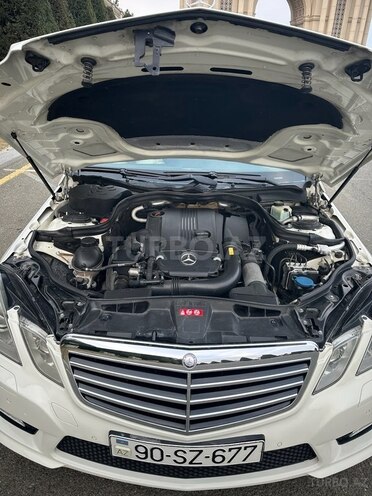 Mercedes E 250 2010, 195,000 km - 1.8 l - Gəncə