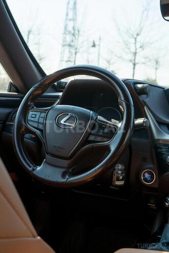 Lexus ES 300h 2021, 122,000 km - 2.5 l - Bakı