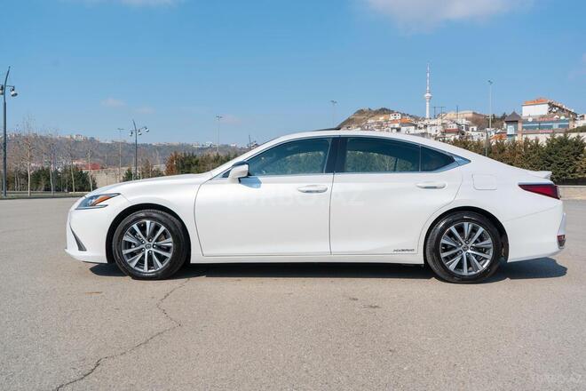 Lexus ES 300h 2021, 122,000 km - 2.5 l - Bakı